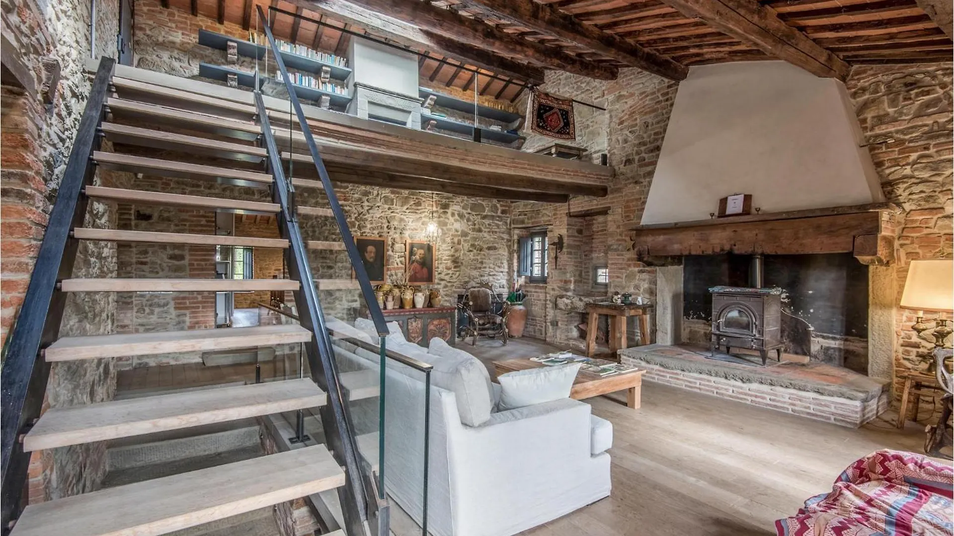 Casa Politi